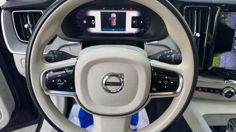 VOLVO XC60 XC60 B4 D AWD Plus Bright aut