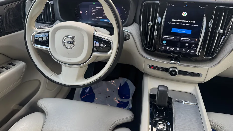VOLVO XC60 XC60 B4 D AWD Plus Bright aut