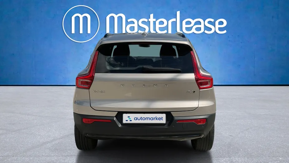VOLVO XC40 XC40 B4 AWD Plus Dark aut