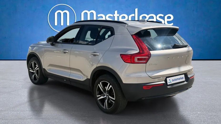 VOLVO XC40 XC40 B4 AWD Plus Dark aut