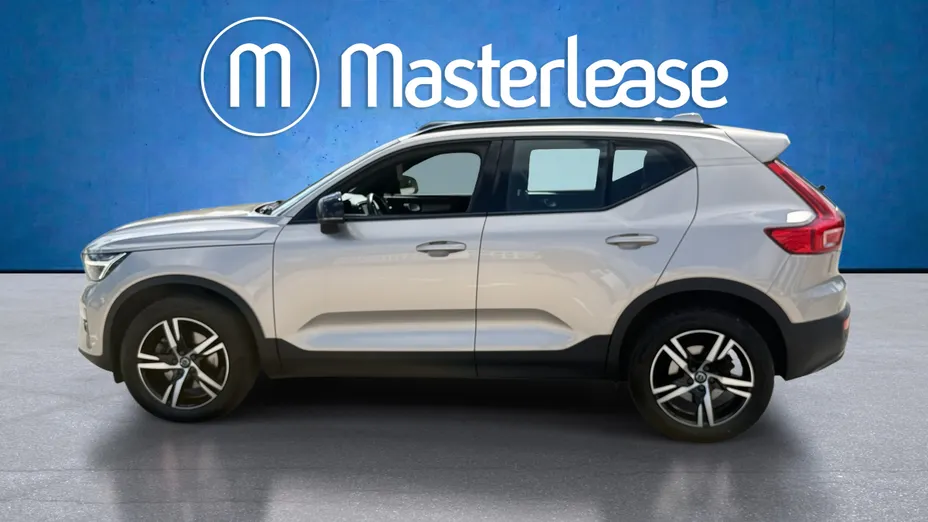 VOLVO XC40 XC40 B4 AWD Plus Dark aut