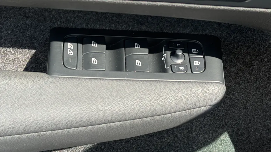 VOLVO XC40 XC40 B4 AWD Plus Dark aut