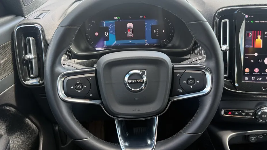 VOLVO XC40 XC40 B4 AWD Plus Dark aut
