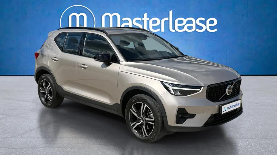 VOLVO XC40 XC40 B4 AWD Plus Dark aut