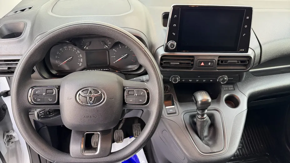 TOYOTA Proace City Proace City 1.5 D-4D Standard 2,0t Active