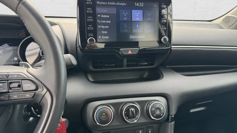 TOYOTA Yaris Yaris 1.5 Comfort CVT