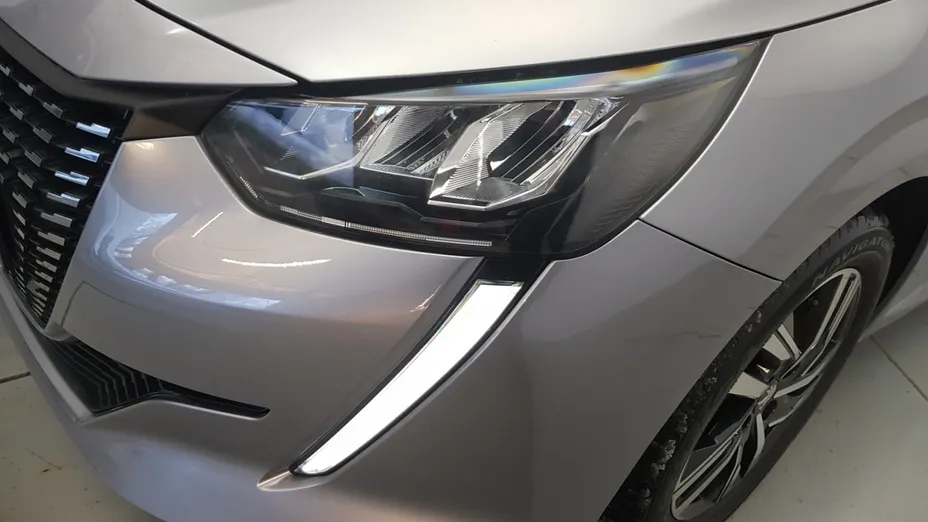 PEUGEOT 208 208 1.2 PureTech Allure S&S EAT8