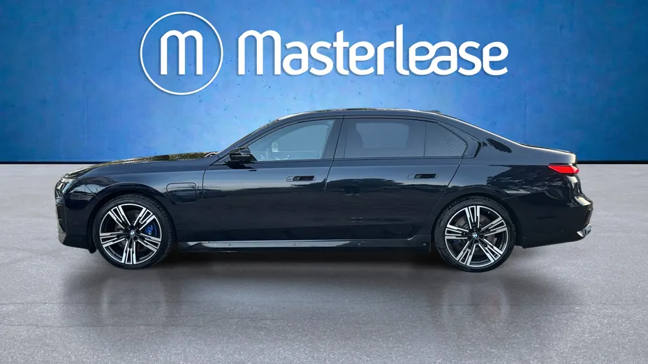 BMW Seria 7 M760e PHEV xDrive sport-aut