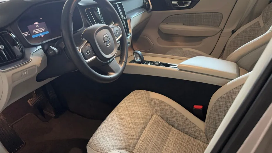 VOLVO V60 V60 B4 D Core aut