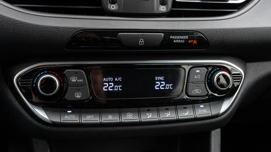 HYUNDAI i30 i30 1.6 D Comfort