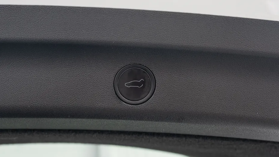 TESLA Model Y Y Long Range RWD