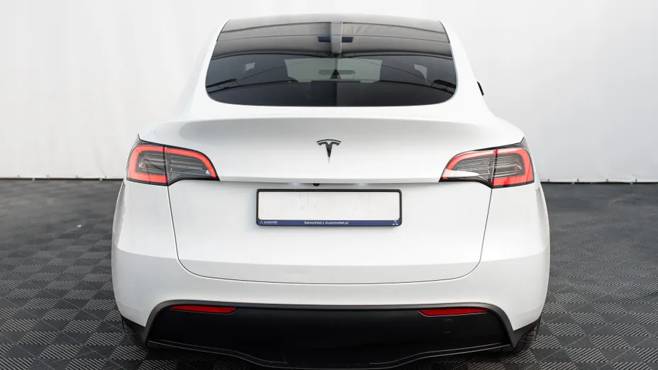 TESLA Model Y Y RWD