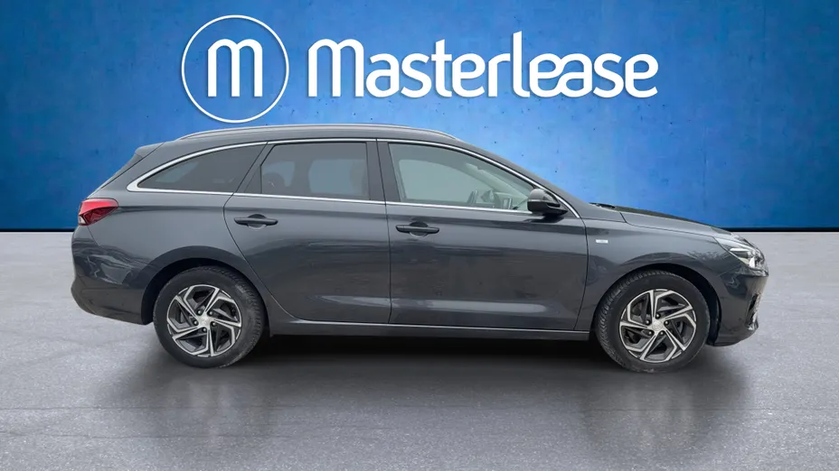 HYUNDAI i30 i30 1.5 T-GDI 48V Smart