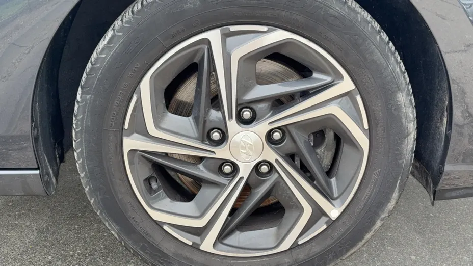 HYUNDAI i30 i30 1.5 T-GDI 48V Smart