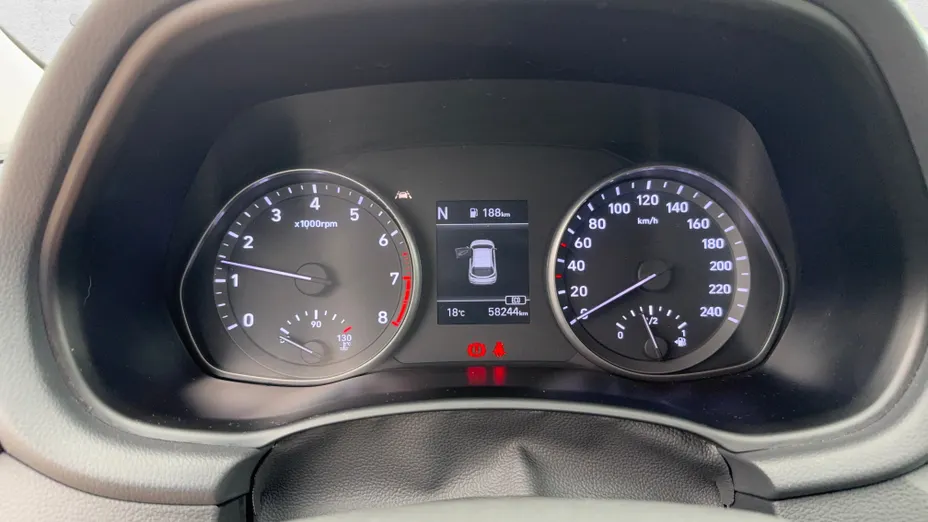 HYUNDAI i30 i30 1.5 T-GDI 48V Smart