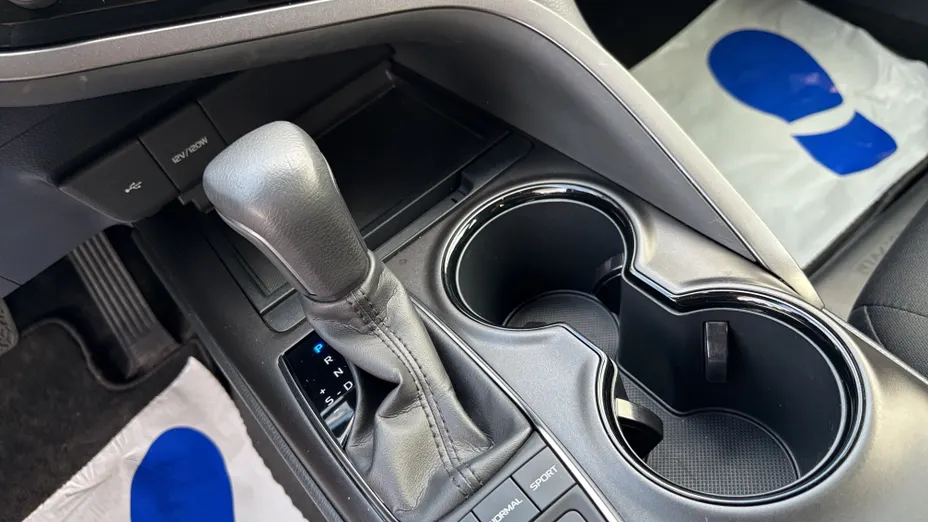 TOYOTA Camry Camry 2.5 Hybrid Comfort CVT