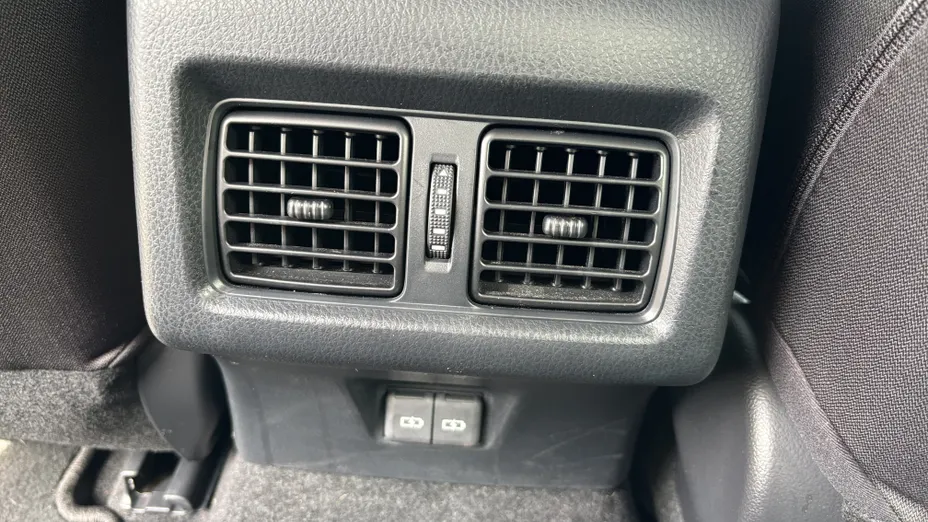 TOYOTA Camry Camry 2.5 Hybrid Comfort CVT