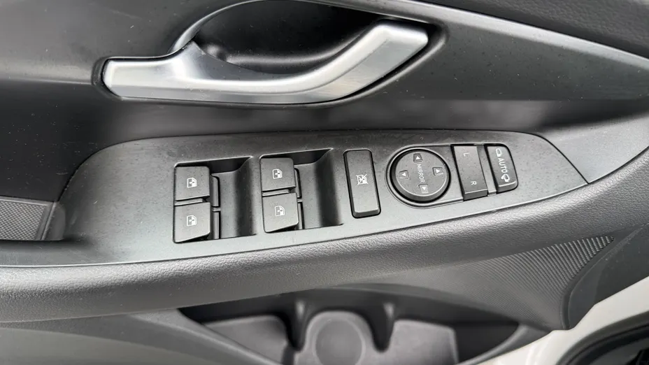 HYUNDAI i30 i30 1.5 T-GDI 48V Smart