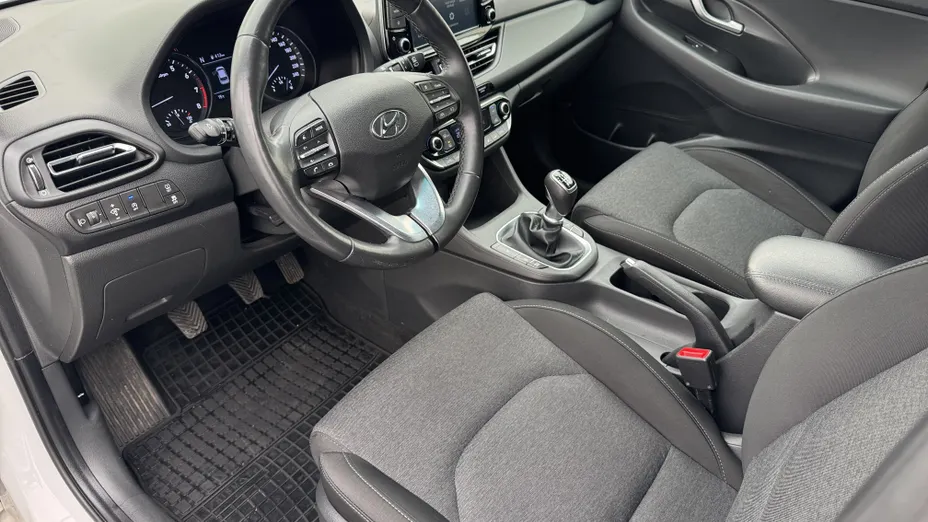 HYUNDAI i30 i30 1.5 T-GDI 48V Smart