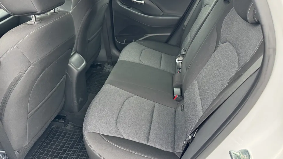 HYUNDAI i30 i30 1.5 T-GDI 48V Smart