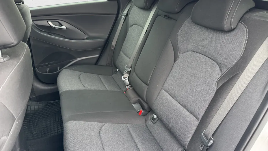 HYUNDAI i30 i30 1.5 T-GDI 48V Smart