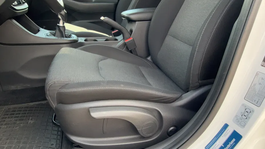 HYUNDAI i30 i30 1.0 T-GDI Smart