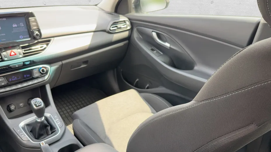HYUNDAI i30 i30 1.0 T-GDI Smart