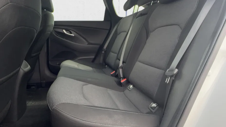 HYUNDAI i30 i30 1.0 T-GDI Smart