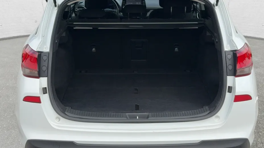 HYUNDAI i30 i30 1.0 T-GDI Smart