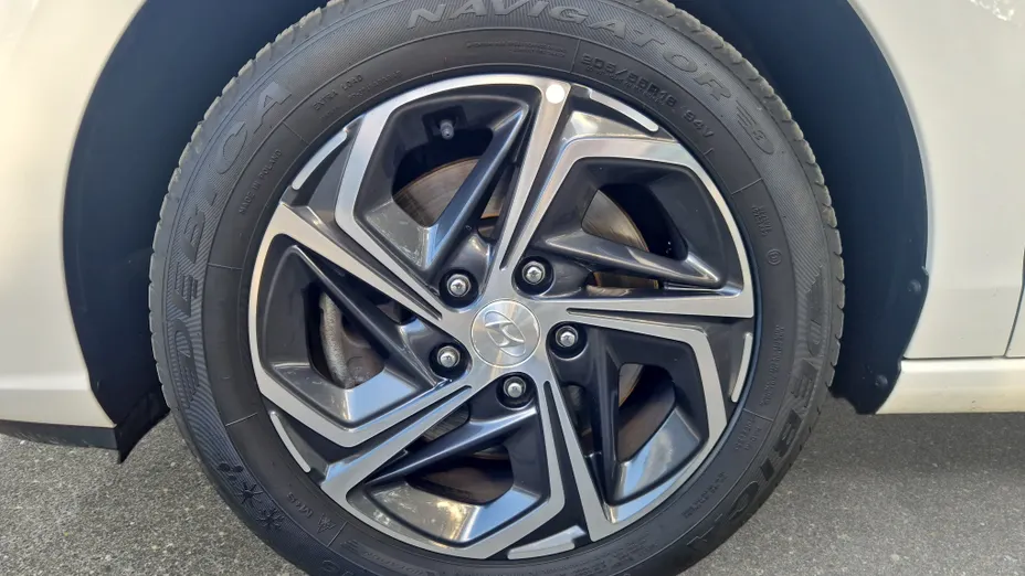 HYUNDAI i30 i30 1.5 T-GDI 48V Smart