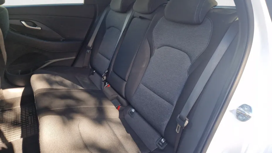 HYUNDAI i30 i30 1.5 T-GDI 48V Smart