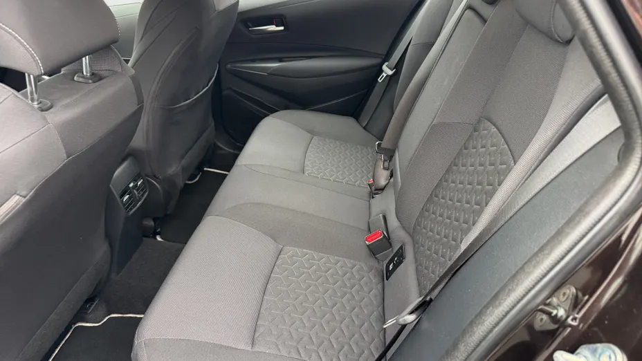 TOYOTA Corolla Corolla 2.0 Hybrid Comfort
