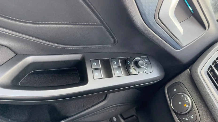 FORD Focus Focus 1.5 EcoBlue Active X aut