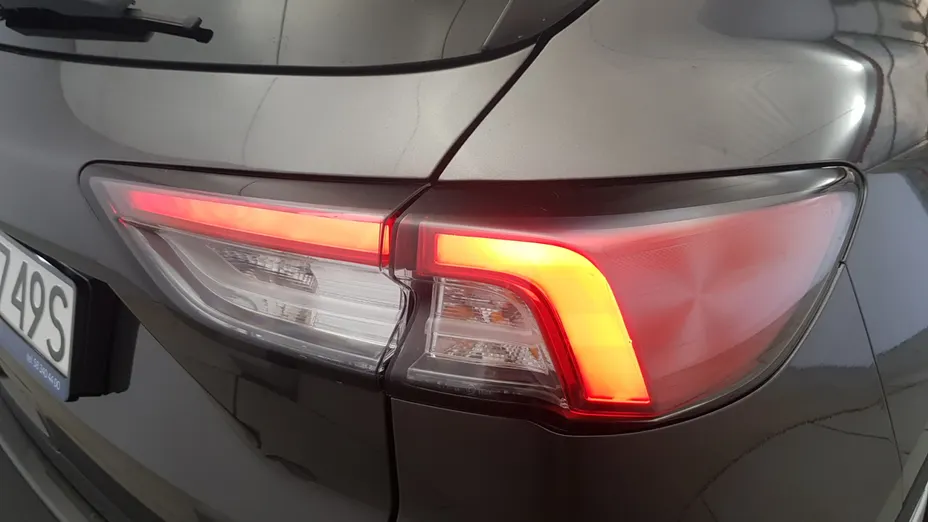 FORD Kuga Kuga 2.5 FHEV FWD Titanium