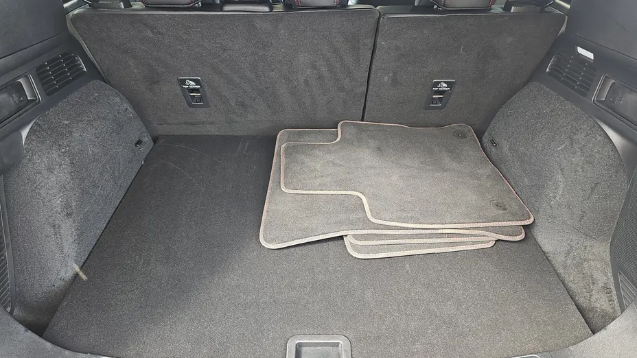 FORD Kuga Kuga 2.5 FHEV AWD Graphite Tech Edition e-CVT