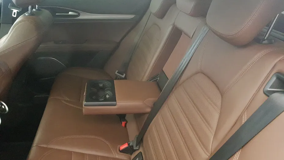 ALFA ROMEO Stelvio Stelvio 2.0 Turbo Veloce Q4 aut