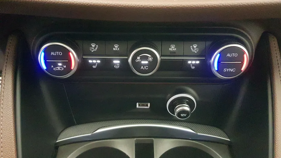 ALFA ROMEO Stelvio Stelvio 2.0 Turbo Veloce Q4 aut