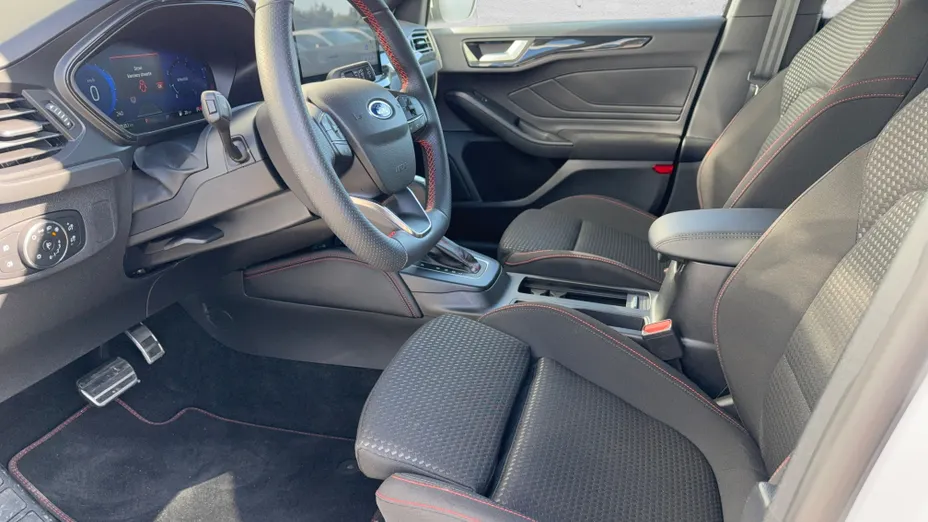 FORD Focus Focus 1.0 EcoBoost mHEV ST-Line X aut