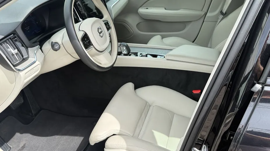 VOLVO V60 V60 B4 B Plus Dark aut