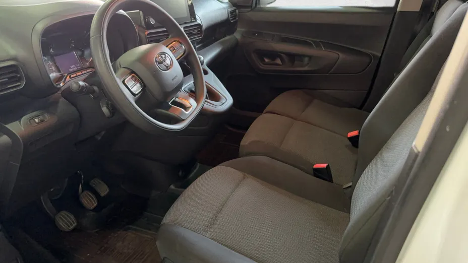 TOYOTA Proace City Proace City 1.5 D-4D Standard 2,0t Active