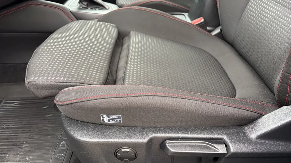 FORD Focus Focus 1.0 EcoBoost mHEV ST-Line X aut