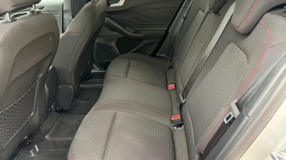 FORD Focus Focus 1.0 EcoBoost mHEV ST-Line X aut