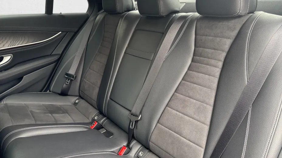 MERCEDES-BENZ E Klasa E 220 d 4-Matic AMG