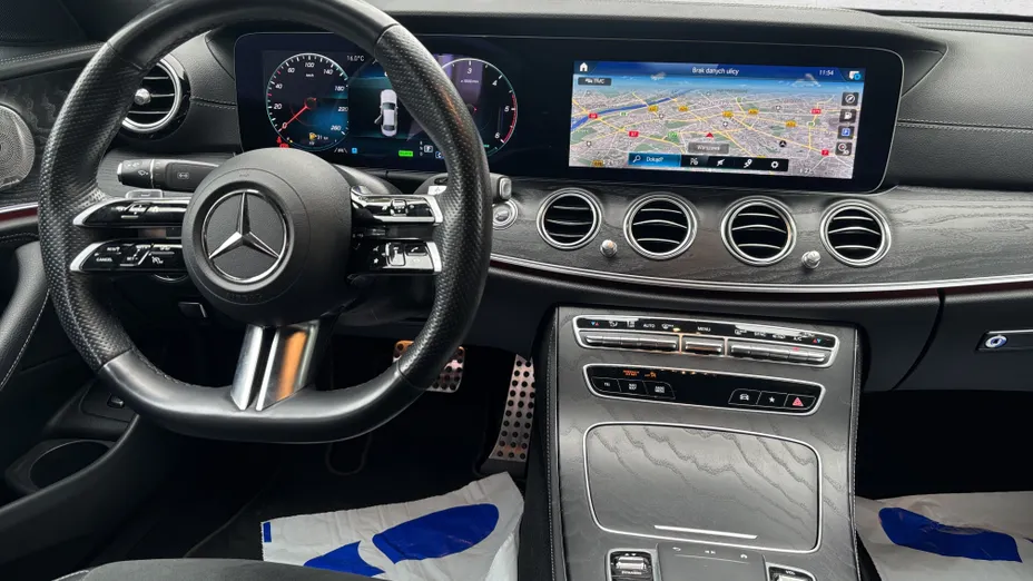 MERCEDES-BENZ E Klasa E 220 d 4-Matic AMG