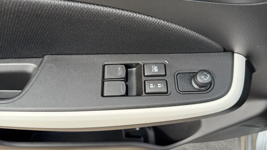 SUZUKI Swift Swift 1.2 Dualjet SHVS Premium