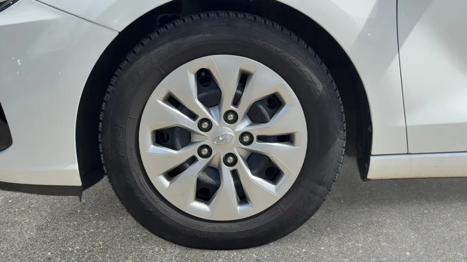 HYUNDAI i30 i30 1.0 T-GDI Modern