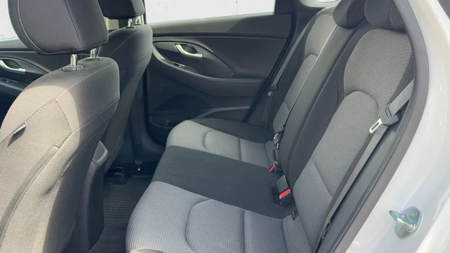 HYUNDAI i30 i30 1.0 T-GDI Modern