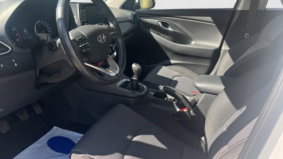 HYUNDAI i30 i30 1.0 T-GDI Modern