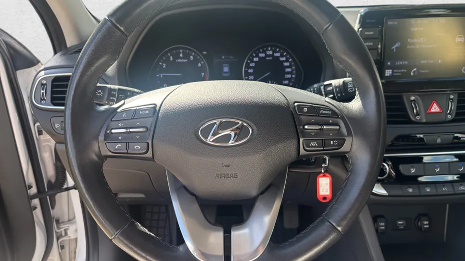 HYUNDAI i30 i30 1.0 T-GDI Modern