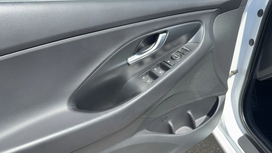 HYUNDAI i30 i30 1.0 T-GDI Modern